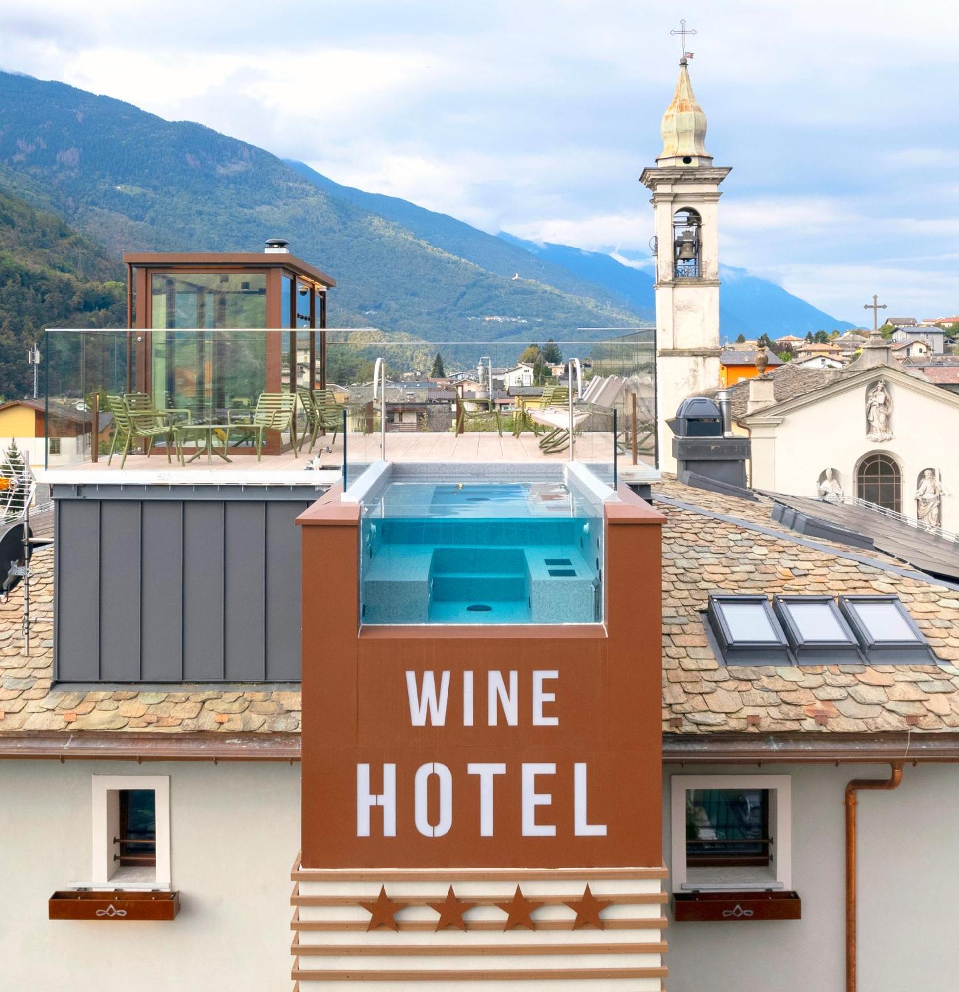 Wine Hotel San Carlo - Relais & Spa - Boutique Hotel Chiuro Zewnętrze zdjęcie