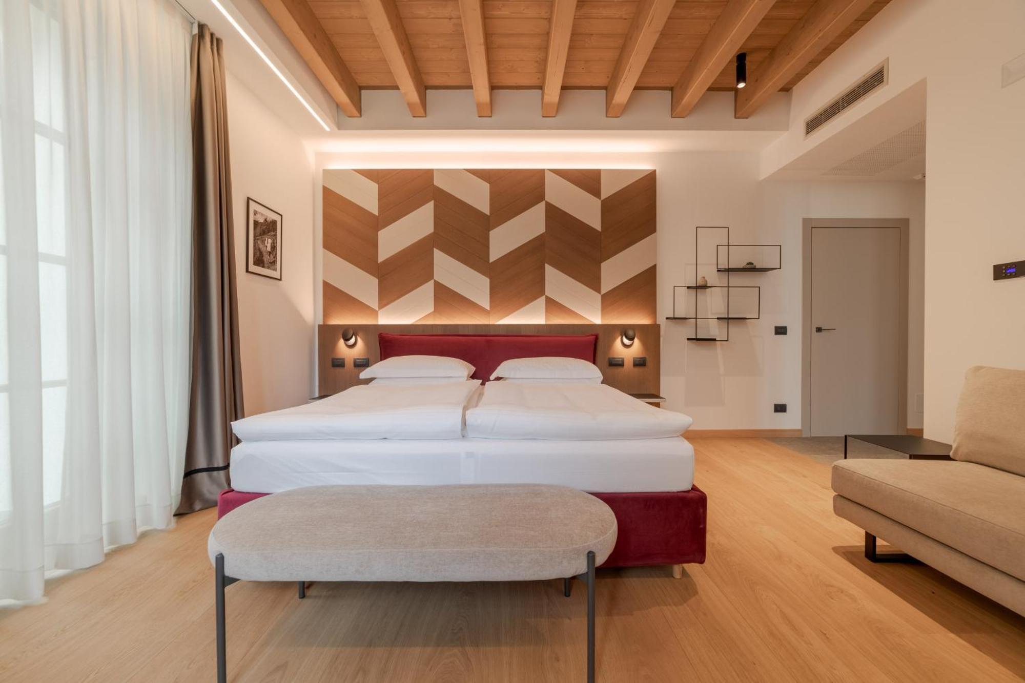 Wine Hotel San Carlo - Relais & Spa - Boutique Hotel Chiuro Zewnętrze zdjęcie